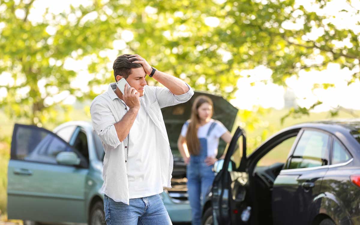 ​Do I Call My Insurance if an Accident is Not My Fault?